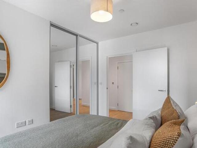 House for rent in Brentford End, Greater London