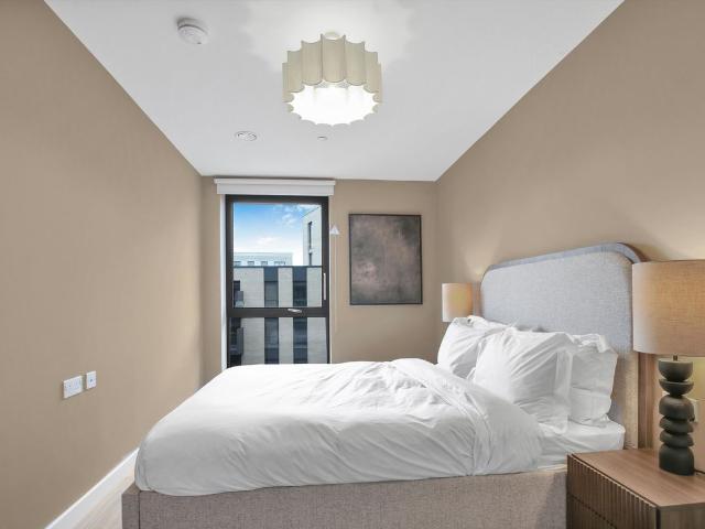 Apartment for rent in London Borough of Hounslow, Strand