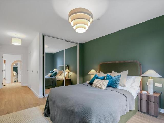 House for rent in London Borough of Hounslow, Strand