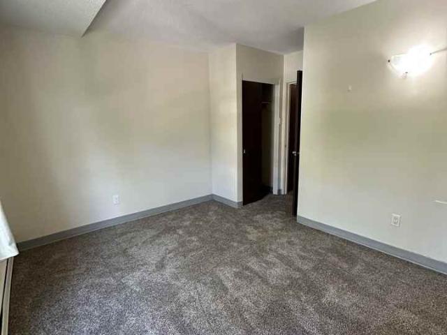 Apartment for rent in Wedgewood, Alberta