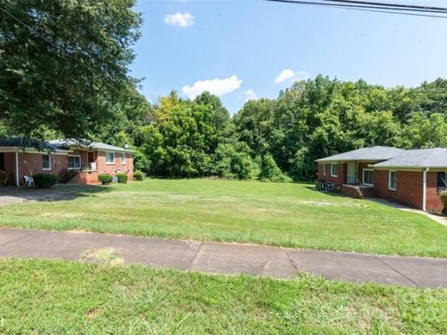 Land for sale in Mecklenburg, North Carolina