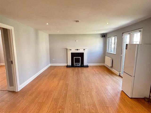 Apartment to rent in Bluebell, North Tipperary