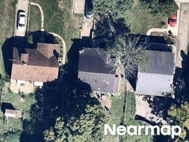 House for sale in Roselawn, Ohio
