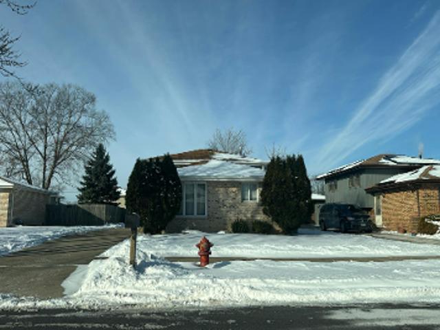 House for sale in Illinois