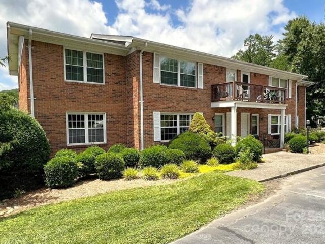 Condo for sale in Hendersonville