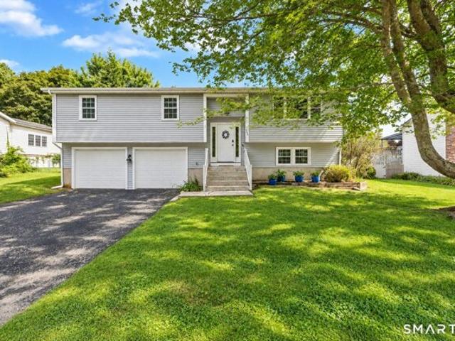 House for sale in West Mystic, Groton