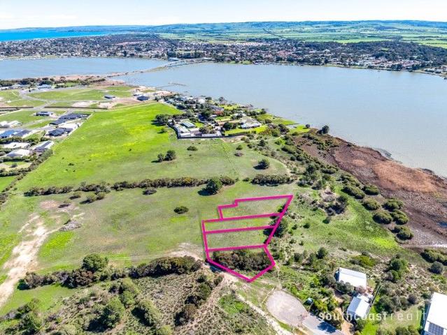 Land for sale in Hindmarsh Island, South Australia