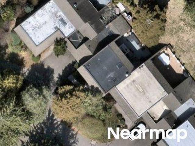 Commercial for sale in Bay Shore Commercial for sale in Bay Shore