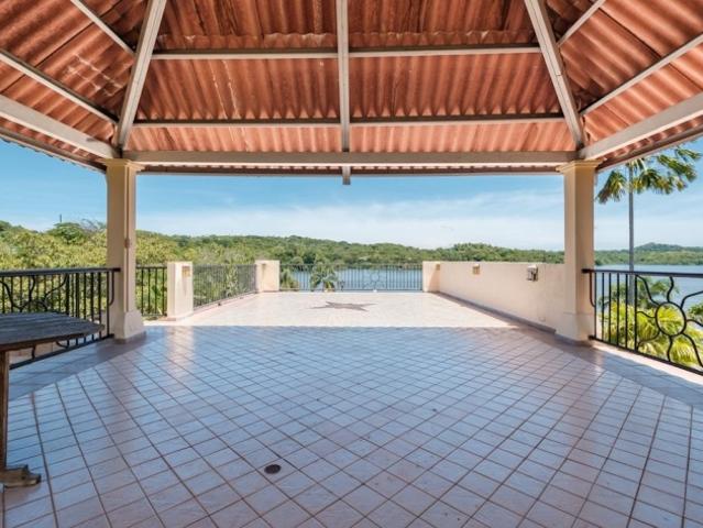 Captin Morgan Black and Blue Marlin Club