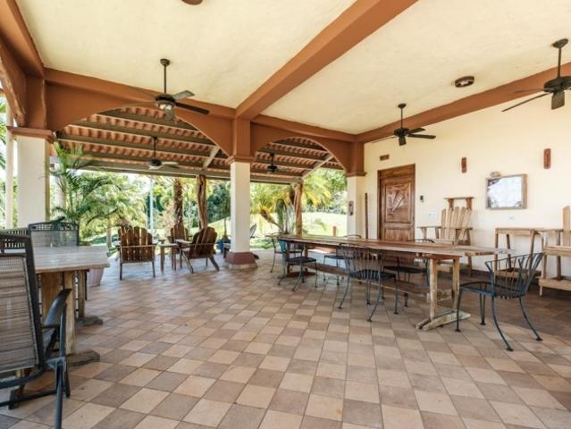 Captin Morgan Black and Blue Marlin Club