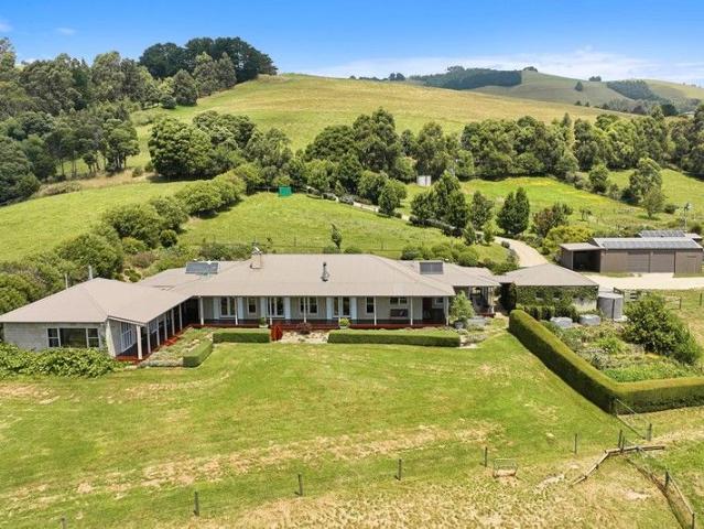 Cottage for sale in Yarragon