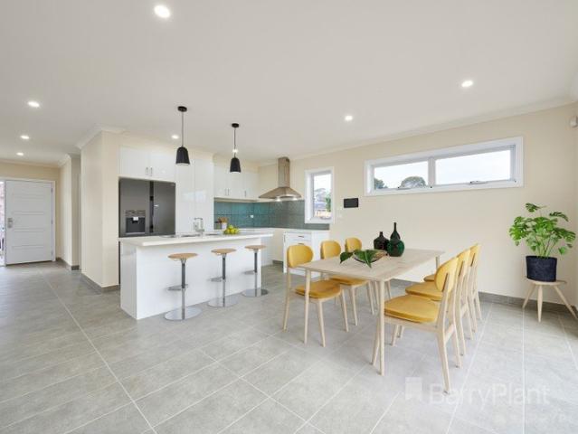 Townhouse for sale in Camerons Creek, Victoria