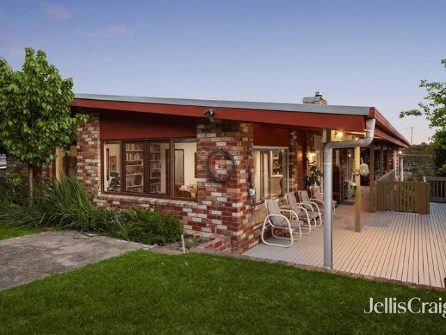 House for sale in Macleod, Melbourne