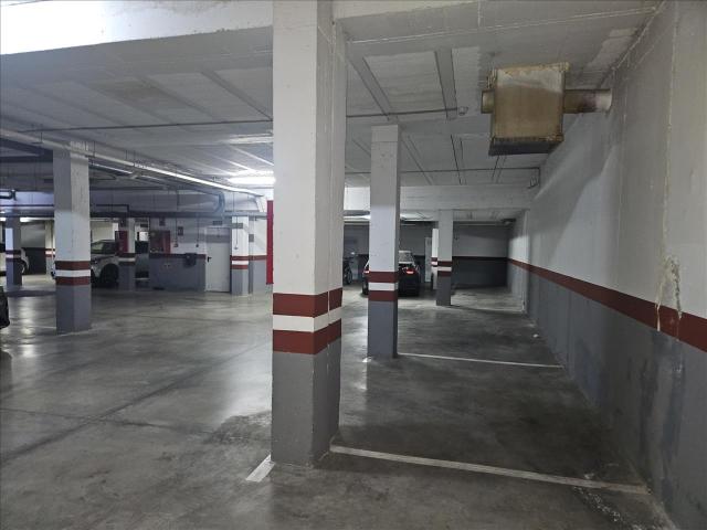 Garaje en venta en Burguillos, Andalucía