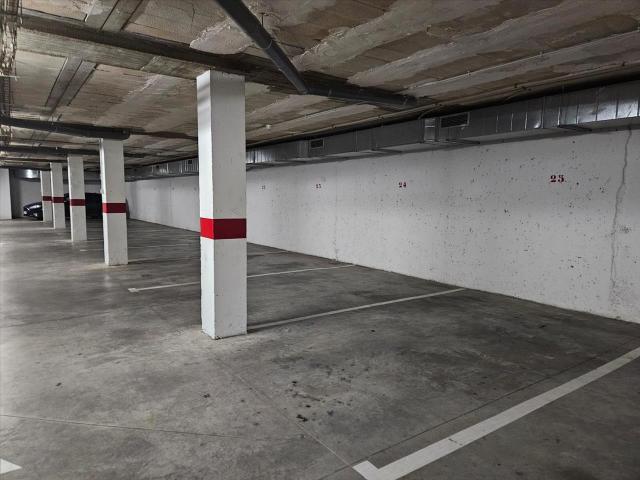 Garaje en venta en Pilas, Andalucía