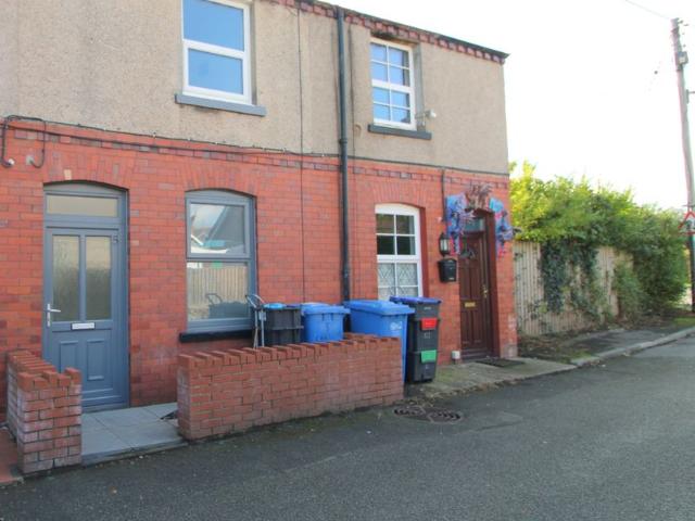 House for rent in Pen Rhewl, St Asaph
