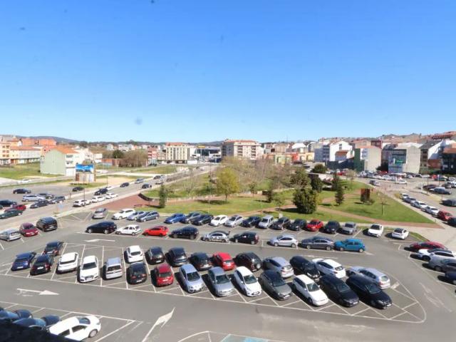 Apartamento en alquiler en Baños Vellos, Carballo