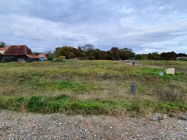 Terrain vente à France métropolitaine, Carcarès-sainte-croix