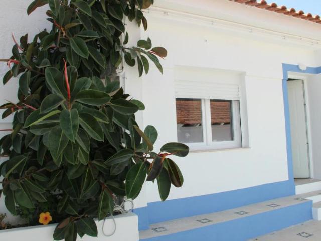 Apartamento alugar em Núcleo Urbano Histórico de Carcavelos, Cascais