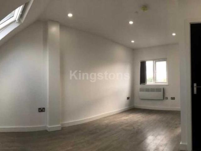 House for rent in Plasnewydd, Falcon Lodge