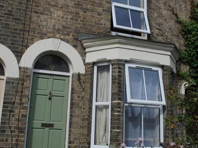 House for rent in Heigham Grove, East Bank