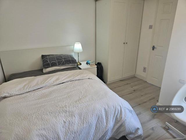 House for rent in Watford Heath, North Watford