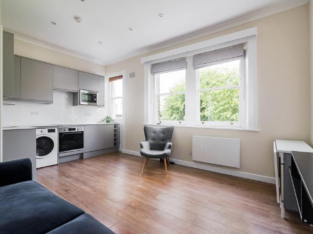 Apartment for rent in Petersham, Greater London