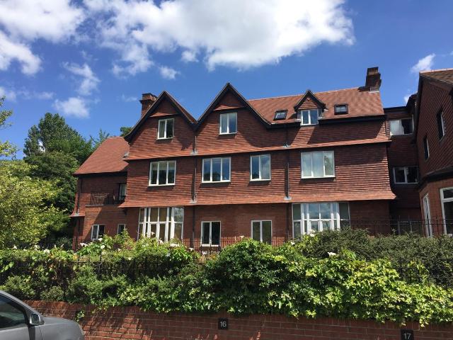 Apartment for rent in Hyde Park, West Yorkshire