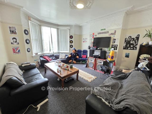 House for rent in Headingley Hill, Leeds