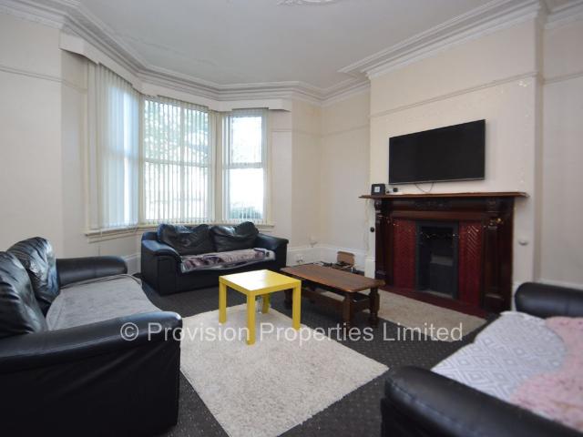 House for rent in Headingley Hill, Leeds