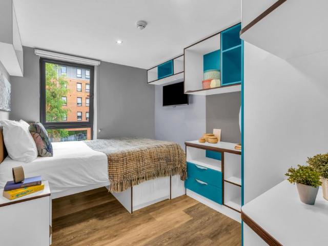 House for rent in Hyde Park, West Yorkshire