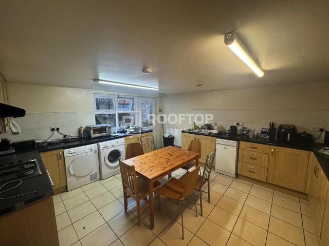 House for rent in Headingley Hill, Headingley