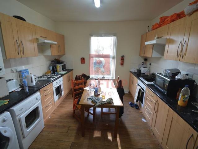 House for rent in Headingley Hill, Leeds