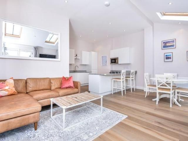 Apartment for rent in Petersham, Greater London