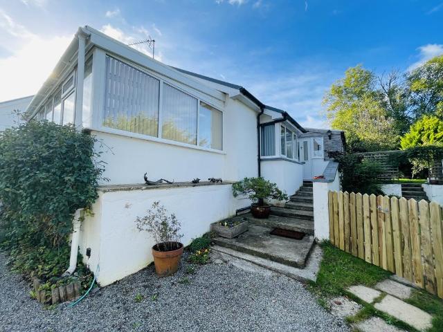 House for rent in Cwm, Penparc