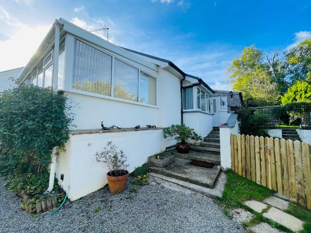 Apartment for rent in Cwm, Penparc