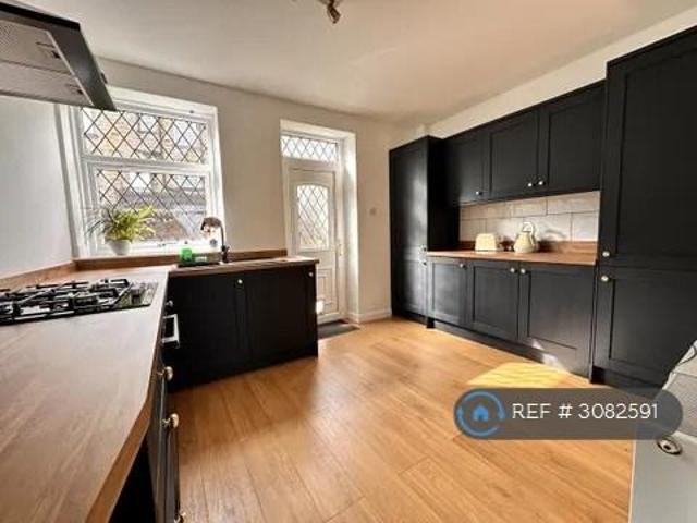 House for rent in Thorpe-on-the-Hill, Leeds