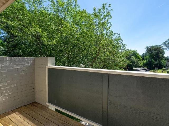 Apartment for rent in Fairchester, Fairfax
