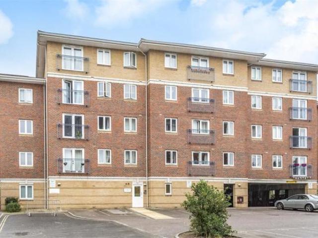 House for rent in Farnborough, Hampshire