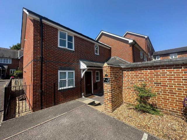 Apartment for rent in Barton Stacey, Hampshire
