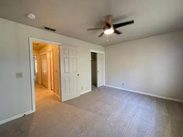 Apartment for rent in California