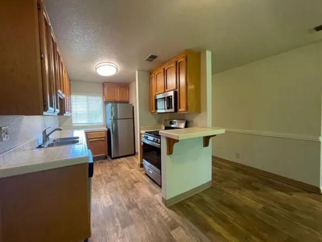 Apartment for rent in California