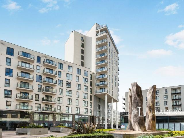 Apartment for rent in Horsell, Woking