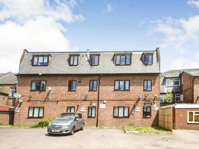 House for sale in Greater London