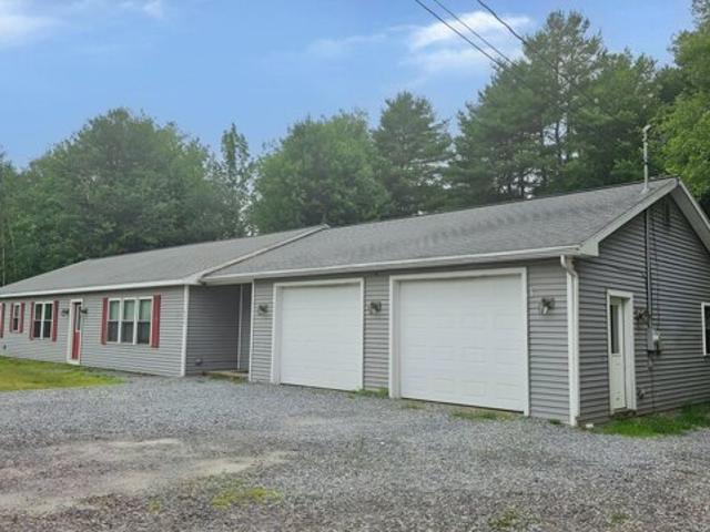 House for sale in Bowdoinham, Maine