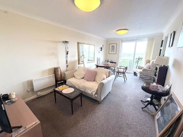 Apartment for rent in Upperton, Eastbourne