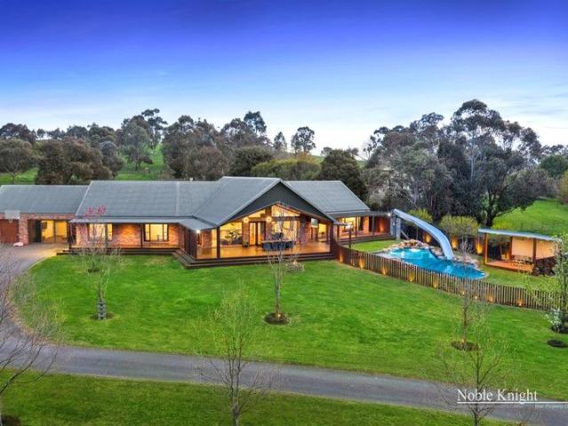 House for sale in Killingworth, Victoria