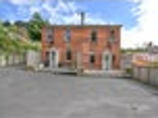 Apartment for rent in Otakou