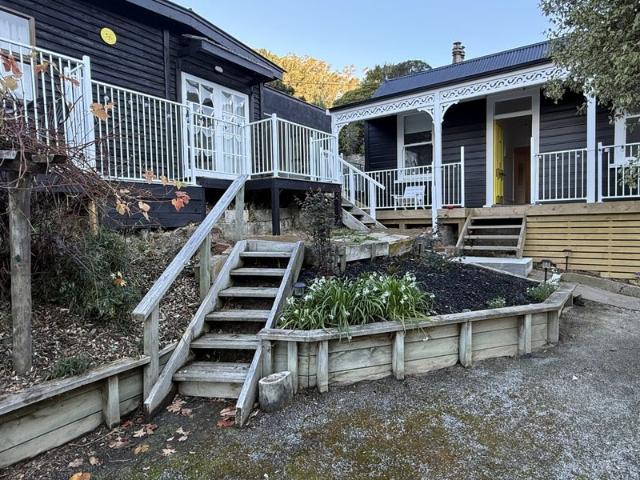 House for rent in Otakou