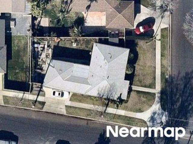 House for sale in Long Beach
